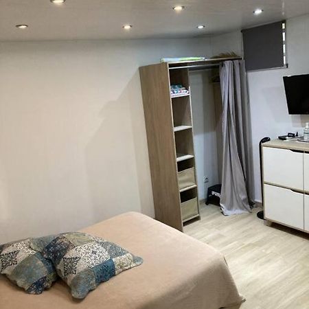 Agreable Logement, Bien Situe Шельшер Екстер'єр фото