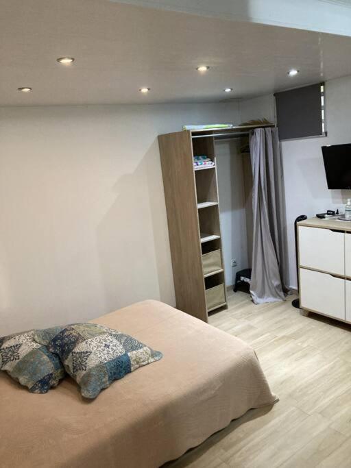 Agreable Logement, Bien Situe Шельшер Екстер'єр фото
