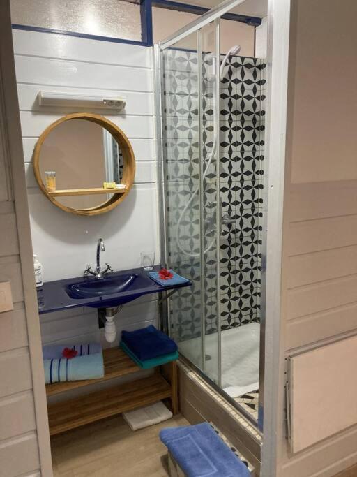 Agreable Logement, Bien Situe Шельшер Екстер'єр фото